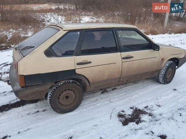 Бежевый ВАЗ 2109, объемом двигателя 1.29 л и пробегом 300 тыс. км за 700 $, фото 3 на Automoto.ua