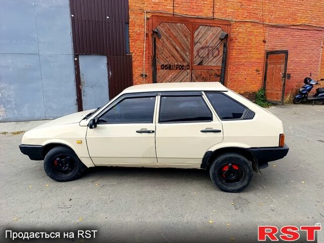 Бежевый ВАЗ 2109, объемом двигателя 1.3 л и пробегом 185 тыс. км за 950 $, фото 4 на Automoto.ua
