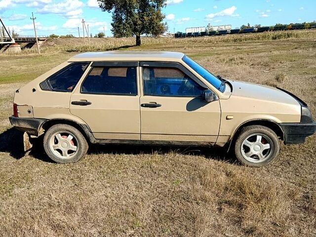 Бежевый ВАЗ 2109, объемом двигателя 1.3 л и пробегом 150 тыс. км за 1350 $, фото 6 на Automoto.ua