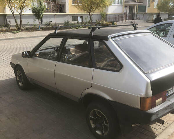 ВАЗ 2109 1988 в Одессе на Automoto.ua Бежевый ВАЗ 2109, объемом двигателя 1.3 л и пробегом 200 тыс. км за 1100 $, фото 1 на Automoto.ua