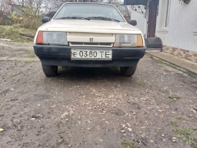 Бежевый ВАЗ 2109, объемом двигателя 1.3 л и пробегом 200 тыс. км за 450 $, фото 1 на Automoto.ua