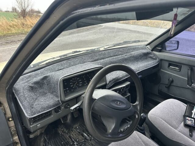 Бежевий ВАЗ 2109, об'ємом двигуна 1.3 л та пробігом 200 тис. км за 930 $, фото 5 на Automoto.ua