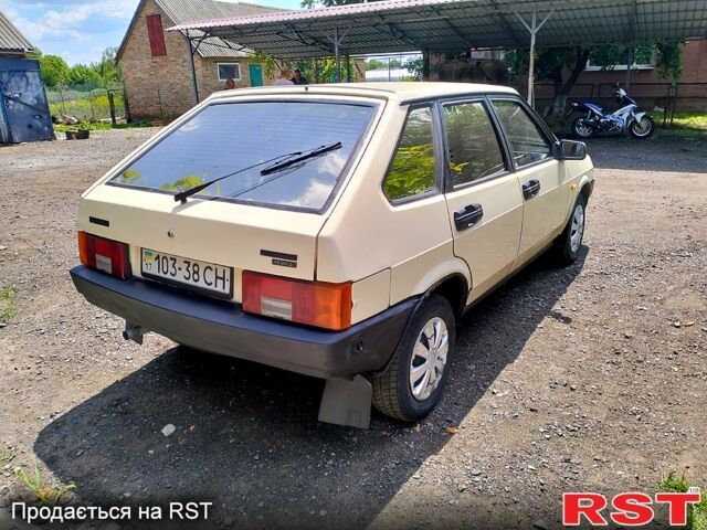 Бежевый ВАЗ 2109, объемом двигателя 1.3 л и пробегом 200 тыс. км за 1300 $, фото 4 на Automoto.ua