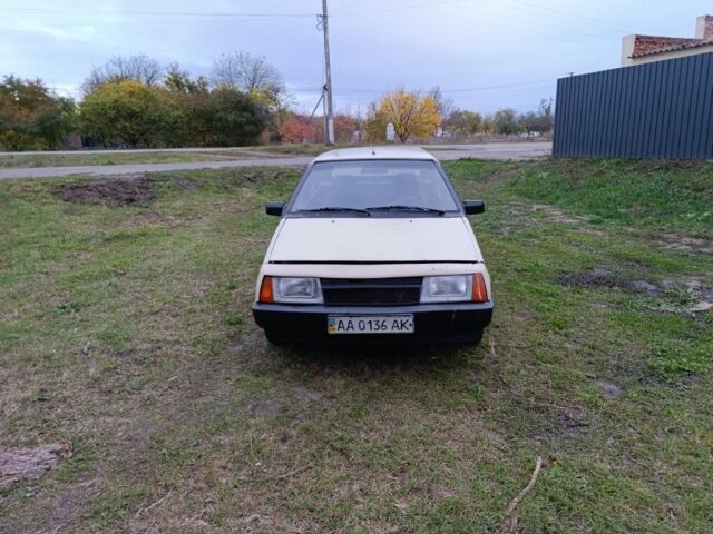 Бежевий ВАЗ 2109, об'ємом двигуна 2 л та пробігом 1000 тис. км за 335 $, фото 1 на Automoto.ua