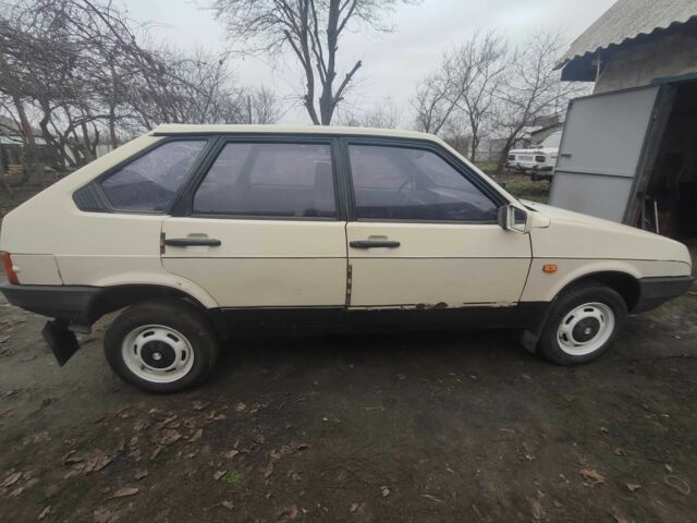 Бежевий ВАЗ 2109, об'ємом двигуна 1.5 л та пробігом 1000 тис. км за 665 $, фото 4 на Automoto.ua