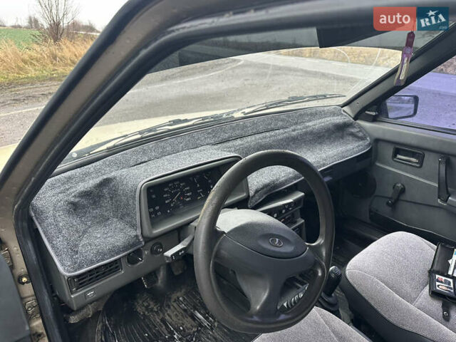 Бежевий ВАЗ 2109, об'ємом двигуна 1.3 л та пробігом 200 тис. км за 930 $, фото 6 на Automoto.ua
