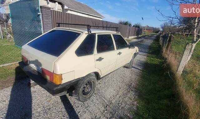 Бежевый ВАЗ 2109, объемом двигателя 1.5 л и пробегом 300 тыс. км за 950 $, фото 6 на Automoto.ua