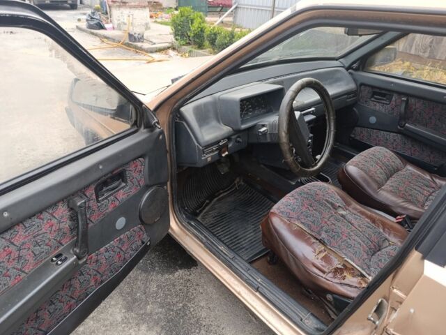 Бежевый ВАЗ 2109, объемом двигателя 1.3 л и пробегом 234 тыс. км за 500 $, фото 5 на Automoto.ua