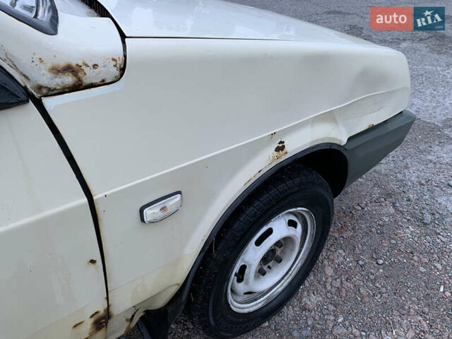 Бежевый ВАЗ 2109, объемом двигателя 1.3 л и пробегом 330 тыс. км за 830 $, фото 13 на Automoto.ua