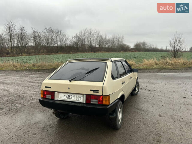 Бежевий ВАЗ 2109, об'ємом двигуна 1.3 л та пробігом 200 тис. км за 930 $, фото 3 на Automoto.ua