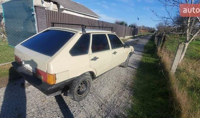 Бежевый ВАЗ 2109, объемом двигателя 1.5 л и пробегом 300 тыс. км за 950 $, фото 9 на Automoto.ua