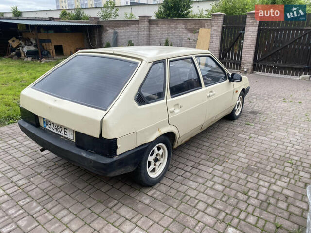 Бежевый ВАЗ 2109, объемом двигателя 1.29 л и пробегом 280 тыс. км за 700 $, фото 3 на Automoto.ua