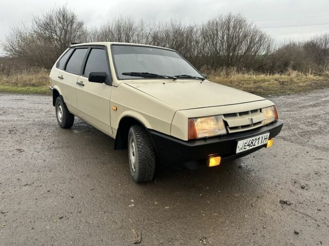 Бежевий ВАЗ 2109, об'ємом двигуна 1.3 л та пробігом 200 тис. км за 930 $, фото 1 на Automoto.ua