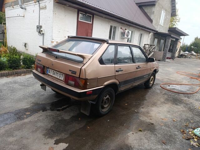 Бежевый ВАЗ 2109, объемом двигателя 1.3 л и пробегом 234 тыс. км за 500 $, фото 2 на Automoto.ua