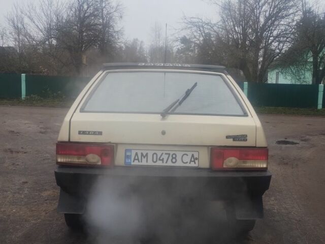 Бежевий ВАЗ 2109, об'ємом двигуна 1.6 л та пробігом 180 тис. км за 950 $, фото 3 на Automoto.ua