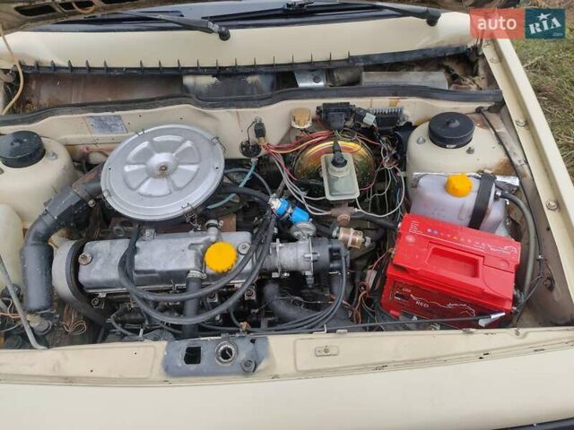ВАЗ 2109 1990 в Тернополе на Automoto.ua Бежевый ВАЗ 2109, объемом двигателя 1.5 л и пробегом 250 тыс. км за 1500 $, фото 6 на Automoto.ua