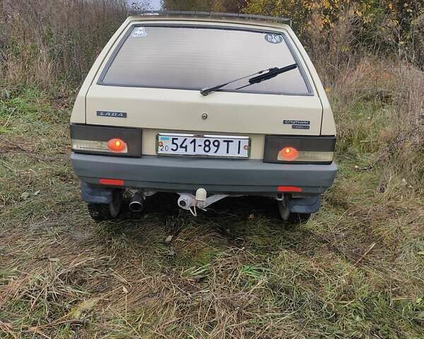 ВАЗ 2109 1990 в Тернополе на Automoto.ua Бежевый ВАЗ 2109, объемом двигателя 1.5 л и пробегом 250 тыс. км за 1500 $, фото 1 на Automoto.ua