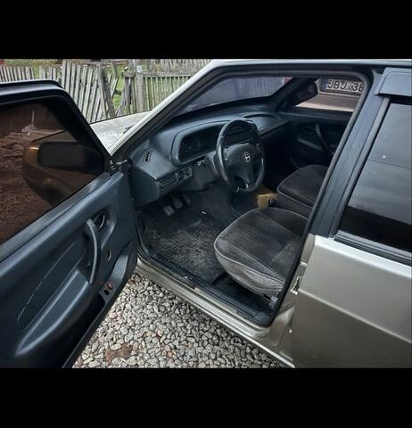 Бежевий ВАЗ 2109, об'ємом двигуна 1.3 л та пробігом 200 тис. км за 1600 $, фото 3 на Automoto.ua