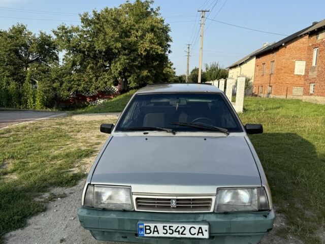 Бежевый ВАЗ 2109, объемом двигателя 1.5 л и пробегом 300 тыс. км за 350 $, фото 2 на Automoto.ua