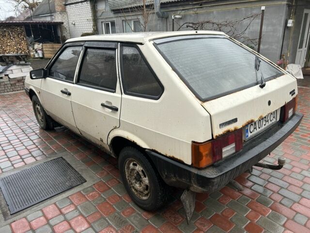 Бежевый ВАЗ 2109, объемом двигателя 1.3 л и пробегом 200 тыс. км за 900 $, фото 4 на Automoto.ua