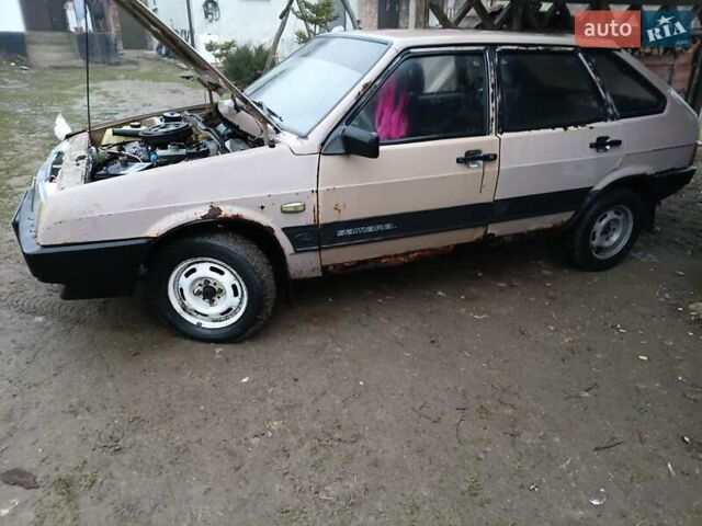 Бежевый ВАЗ 2109, объемом двигателя 1.5 л и пробегом 200 тыс. км за 600 $, фото 6 на Automoto.ua
