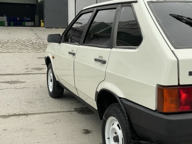 Бежевый ВАЗ 2109, объемом двигателя 1.5 л и пробегом 91 тыс. км за 1350 $, фото 7 на Automoto.ua