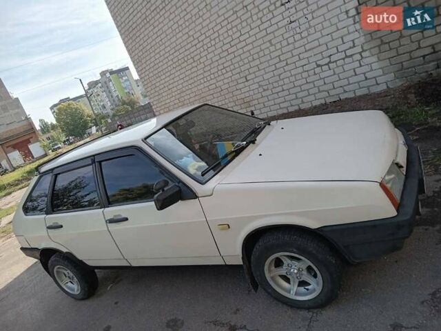 Бежевий ВАЗ 2109, об'ємом двигуна 1.5 л та пробігом 237 тис. км за 1900 $, фото 2 на Automoto.ua