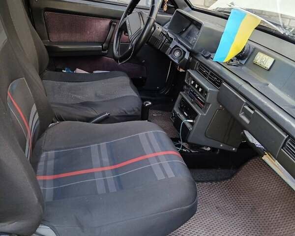 Бежевий ВАЗ 2109, об'ємом двигуна 1.5 л та пробігом 237 тис. км за 1900 $, фото 4 на Automoto.ua