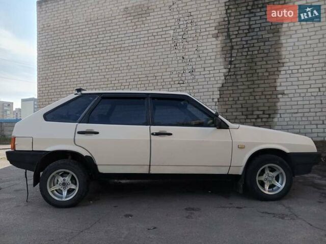 Бежевий ВАЗ 2109, об'ємом двигуна 1.5 л та пробігом 237 тис. км за 1900 $, фото 1 на Automoto.ua