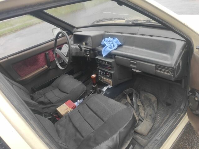 Бежевый ВАЗ 2109, объемом двигателя 1.3 л и пробегом 200 тыс. км за 900 $, фото 5 на Automoto.ua