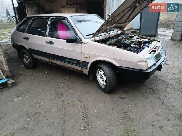 Бежевый ВАЗ 2109, объемом двигателя 1.5 л и пробегом 200 тыс. км за 600 $, фото 4 на Automoto.ua