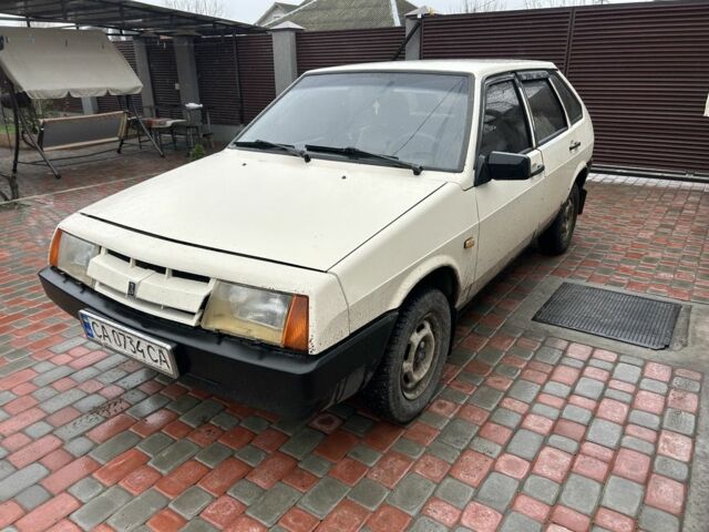 Бежевый ВАЗ 2109, объемом двигателя 1.3 л и пробегом 200 тыс. км за 900 $, фото 3 на Automoto.ua