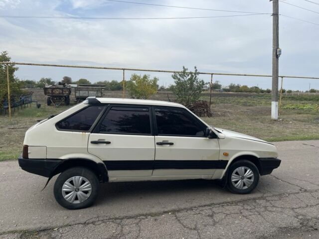 Бежевый ВАЗ 2109, объемом двигателя 1.5 л и пробегом 200 тыс. км за 650 $, фото 5 на Automoto.ua