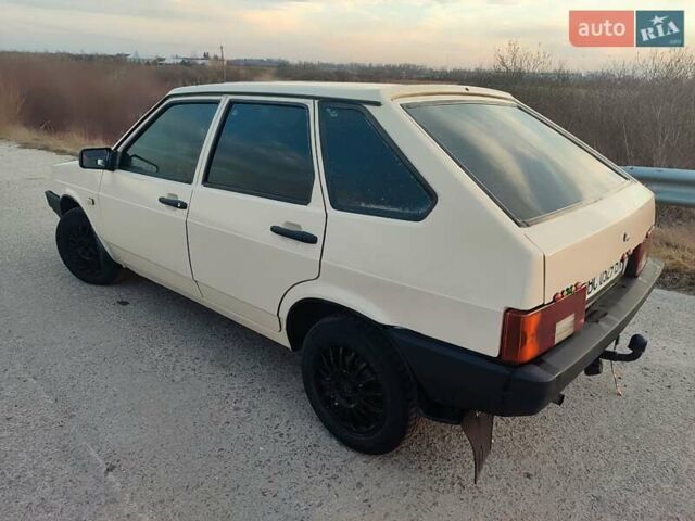 Бежевый ВАЗ 2109, объемом двигателя 1.3 л и пробегом 315 тыс. км за 1300 $, фото 7 на Automoto.ua