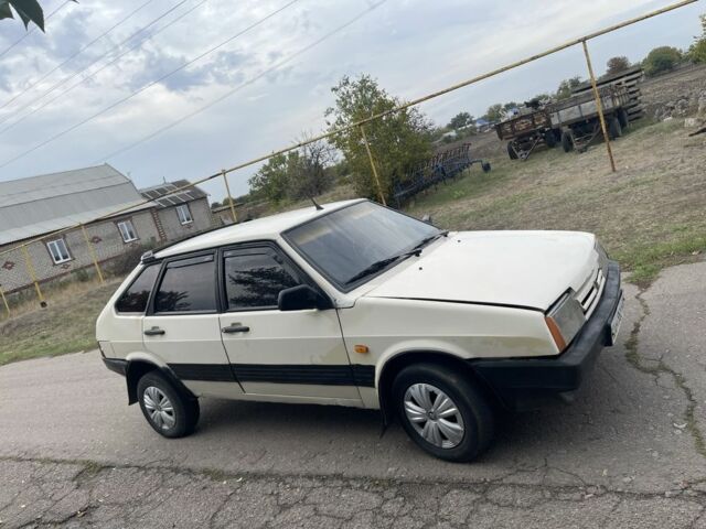 Бежевый ВАЗ 2109, объемом двигателя 1.5 л и пробегом 200 тыс. км за 650 $, фото 6 на Automoto.ua