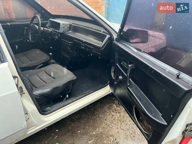 Бежевый ВАЗ 2109, объемом двигателя 1.3 л и пробегом 100 тыс. км за 900 $, фото 9 на Automoto.ua