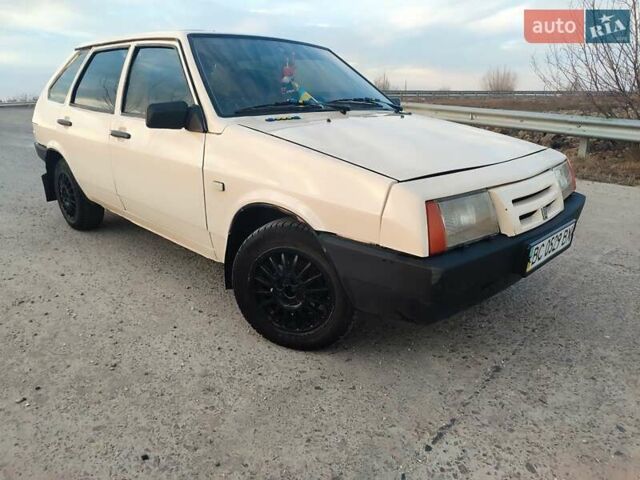 Бежевый ВАЗ 2109, объемом двигателя 1.3 л и пробегом 312 тыс. км за 1250 $, фото 6 на Automoto.ua