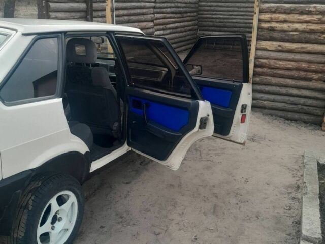 Бежевый ВАЗ 2109, объемом двигателя 1.3 л и пробегом 61 тыс. км за 1300 $, фото 4 на Automoto.ua