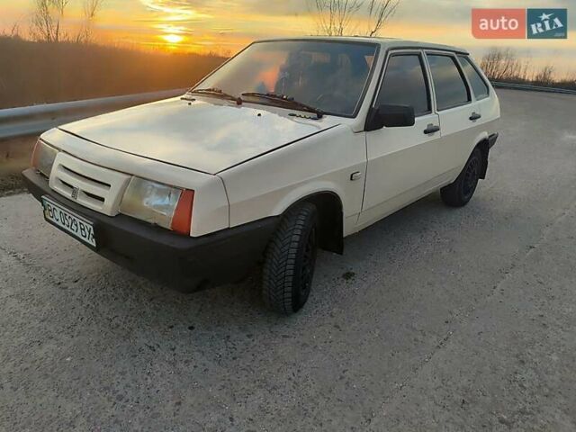 Бежевый ВАЗ 2109, объемом двигателя 1.3 л и пробегом 312 тыс. км за 1250 $, фото 1 на Automoto.ua