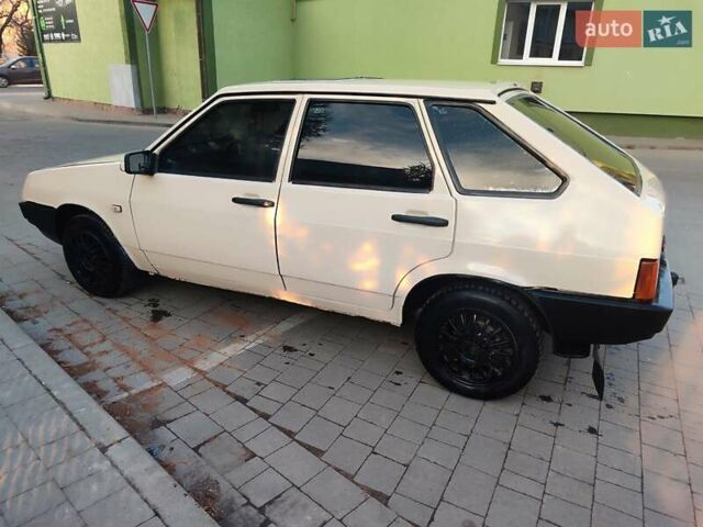 Бежевый ВАЗ 2109, объемом двигателя 1.3 л и пробегом 316 тыс. км за 1350 $, фото 2 на Automoto.ua