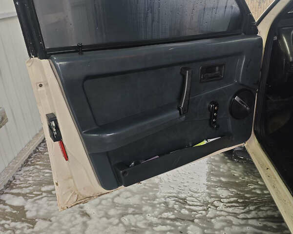 Бежевый ВАЗ 2109, объемом двигателя 1.3 л и пробегом 230 тыс. км за 1300 $, фото 9 на Automoto.ua