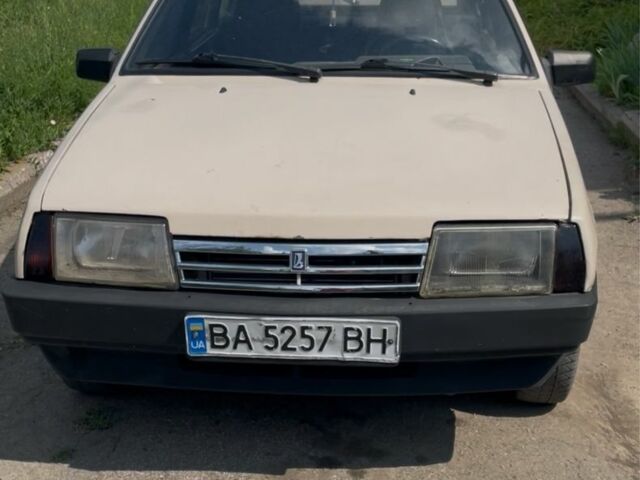 Бежевый ВАЗ 2109, объемом двигателя 1.5 л и пробегом 3 тыс. км за 604 $, фото 2 на Automoto.ua