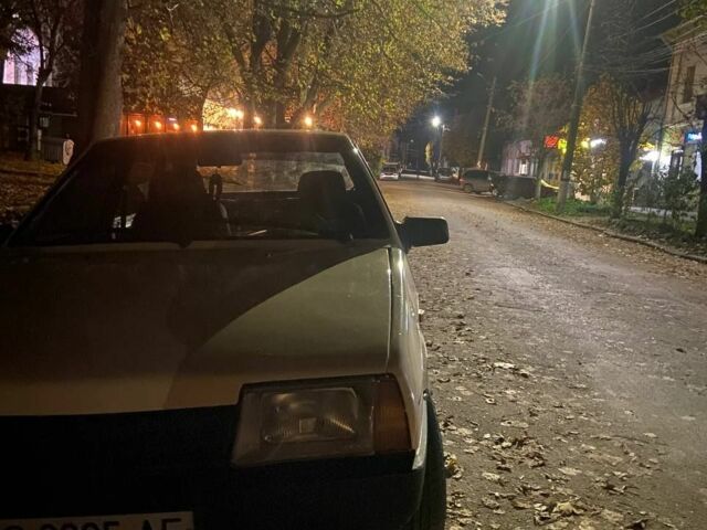 Бежевый ВАЗ 2109, объемом двигателя 1.5 л и пробегом 70 тыс. км за 832 $, фото 2 на Automoto.ua