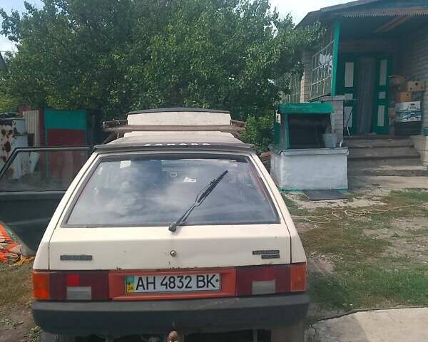 ВАЗ 2109 1996 в Кропивницком (Кировограде) на Automoto.ua Бежевый ВАЗ 2109, объемом двигателя 1.5 л и пробегом 300 тыс. км за 844 $, фото 3 на Automoto.ua
