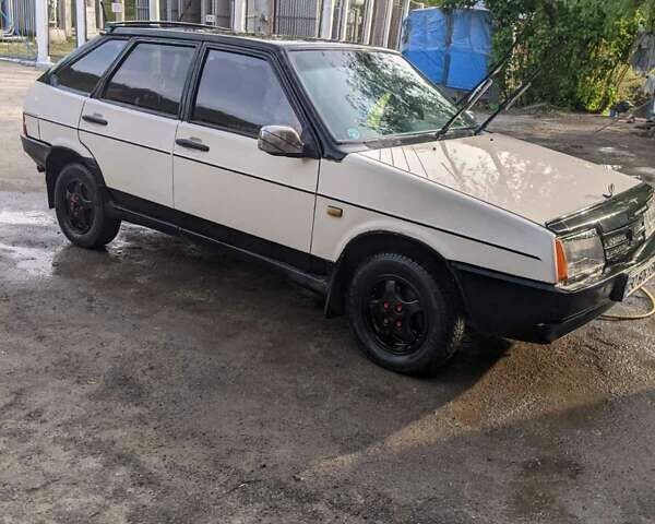 Бежевый ВАЗ 2109, объемом двигателя 1.6 л и пробегом 220 тыс. км за 999 $, фото 9 на Automoto.ua