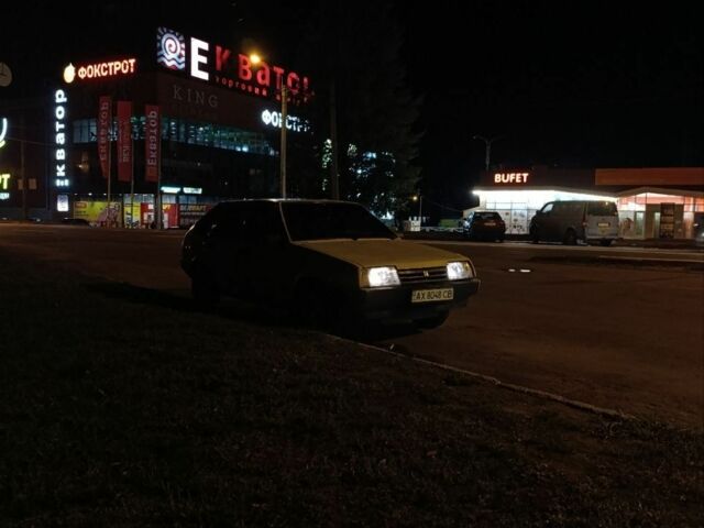 Бежевый ВАЗ 2109, объемом двигателя 1.5 л и пробегом 200 тыс. км за 1000 $, фото 4 на Automoto.ua