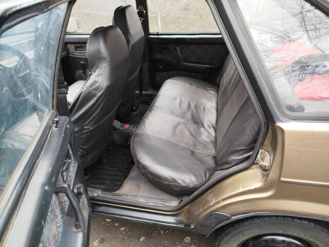 Бежевый ВАЗ 2109, объемом двигателя 1.5 л и пробегом 175 тыс. км за 600 $, фото 6 на Automoto.ua