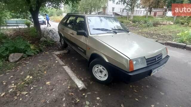 Бежевый ВАЗ 2109, объемом двигателя 1.5 л и пробегом 235 тыс. км за 1450 $, фото 2 на Automoto.ua