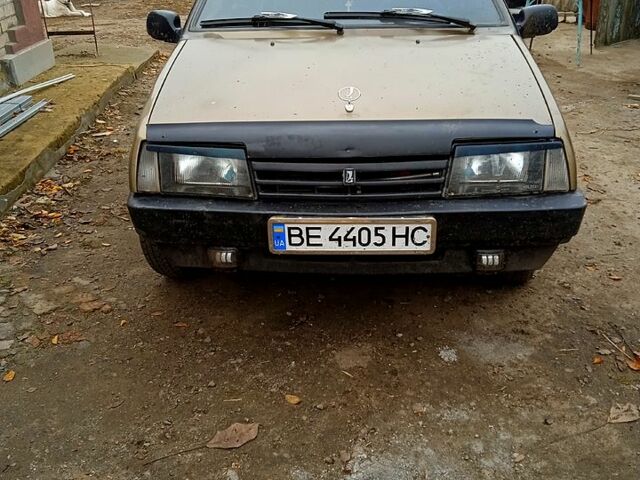 Бежевый ВАЗ 2109, объемом двигателя 1.5 л и пробегом 300 тыс. км за 1650 $, фото 3 на Automoto.ua