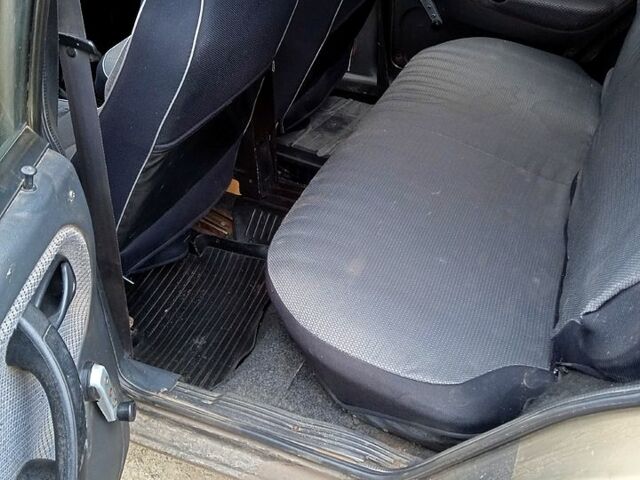 Бежевый ВАЗ 2109, объемом двигателя 1.5 л и пробегом 300 тыс. км за 1650 $, фото 2 на Automoto.ua